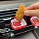 thumbnail image 1 of Portavasos para papas fritas para automóvil con soporte para salsa con clip de ventilación ShuxiuWang 9024735620600, 1 of 1