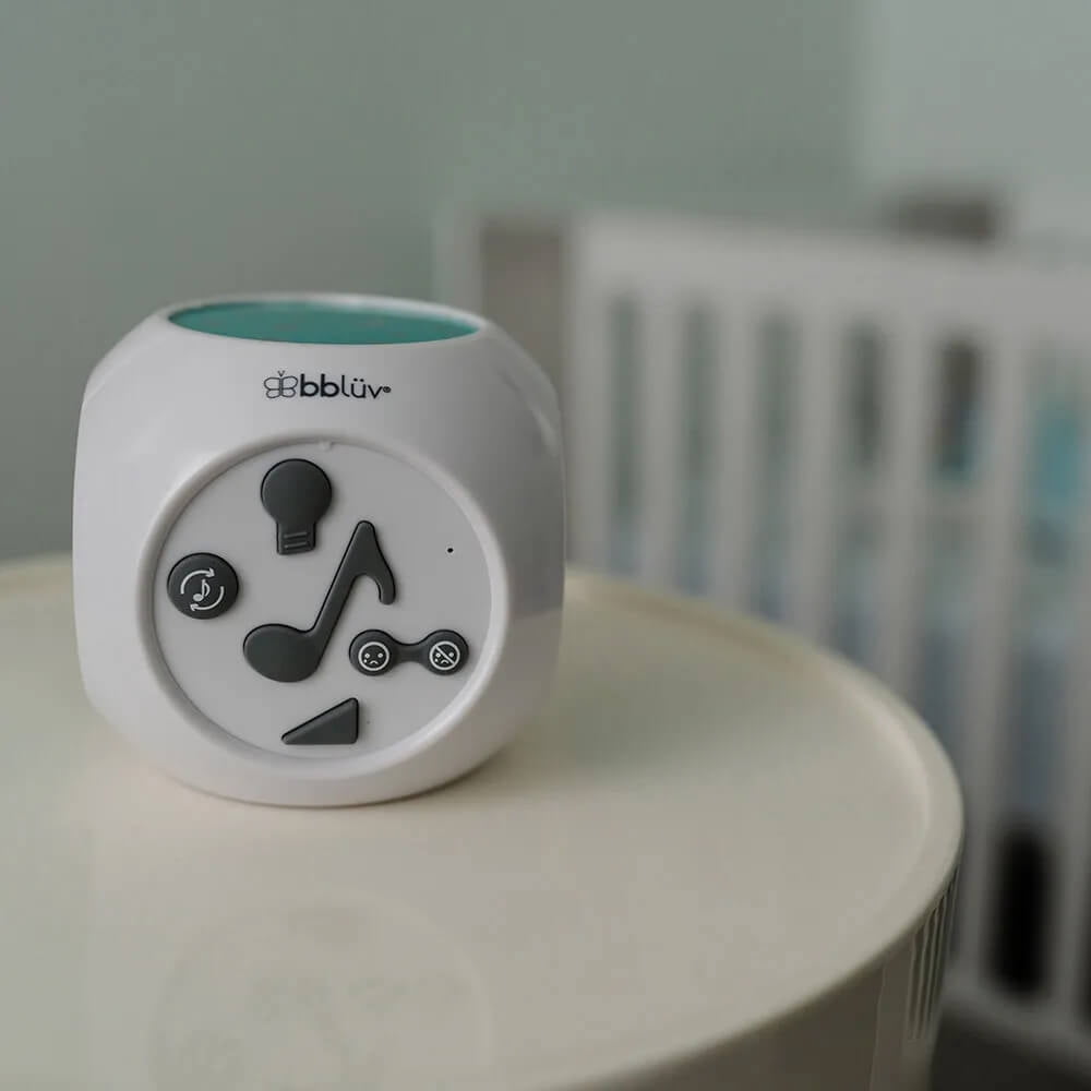 bbluv B0137 Kube Sound Activated Musical Nightlight with Projection