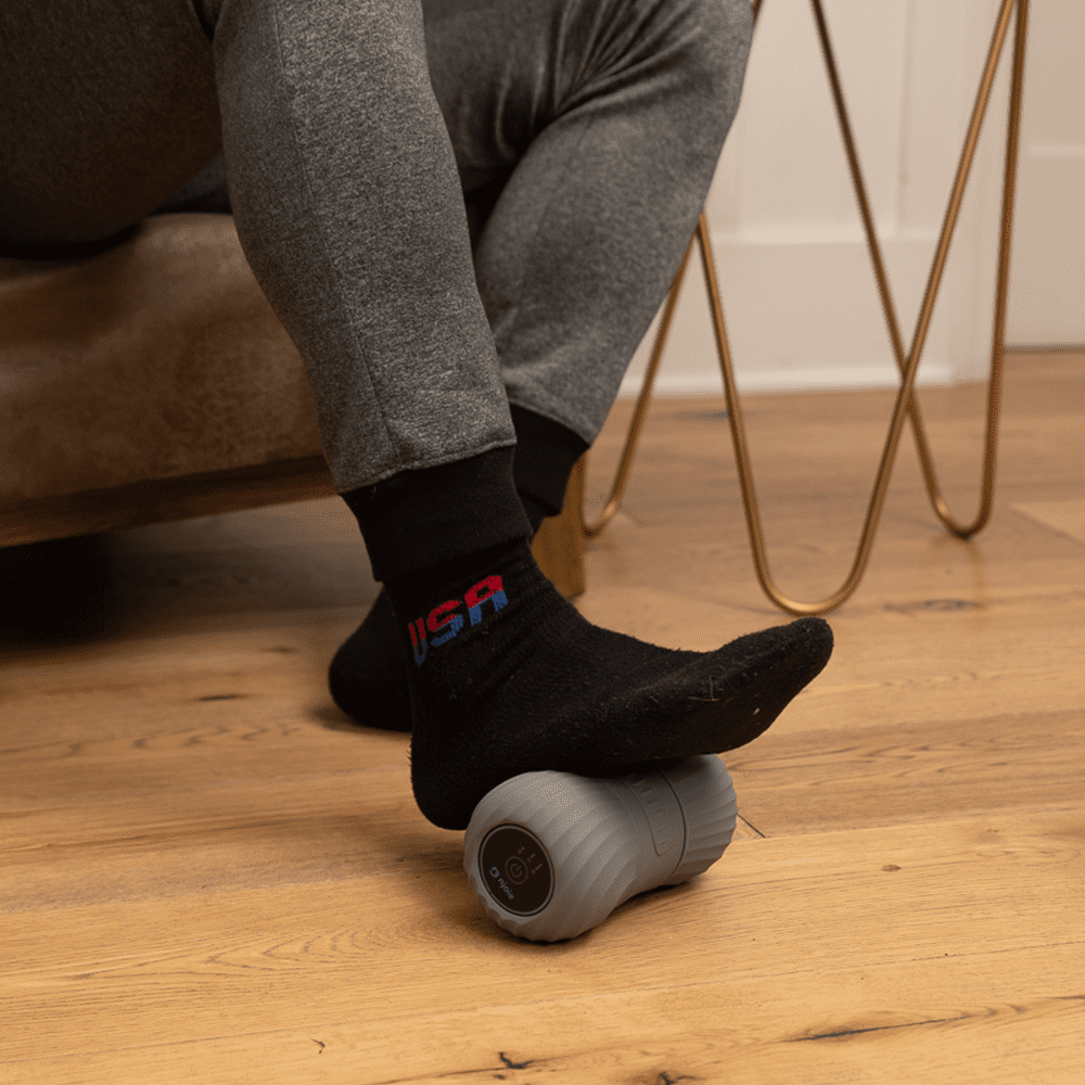 Njoie PROTO Vibrating Peanut Massage Roller – Muscle Recovery Pain Relief Therapy - Black