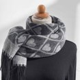 thumbnail image 5 of Bufanda a cuadros nueva de otoño e invierno 2022 para mujer, chal cálido con flecos y temperamento a la moda con estampado de amor Fridja nalpqowj27412, 5 of 5