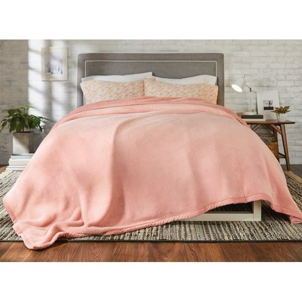 Better Homes & Gardens Full/Queen 90" x 90" Fluffy Pink Bed Blanket, 1