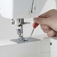 thumbnail image 5 of (2 pack) SINGER Universal Machine Maintenance Kit, 8 Pieces, 5 of 6