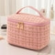 thumbnail image 4 of Bolsa de maquillaje de viaje, estuche de cosméticos con bolsillo de malla, organizador de cosméticos a cuadros blancos y dorados, bolsa de almacenamiento cuadrada para lociones, cosméticos, cepillos, 4 of 5