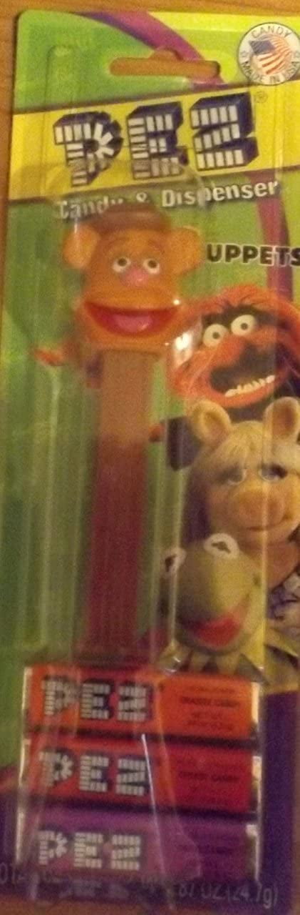 THE MUPPETS Pez Dispenser FOZZIE BEAR Carded 
