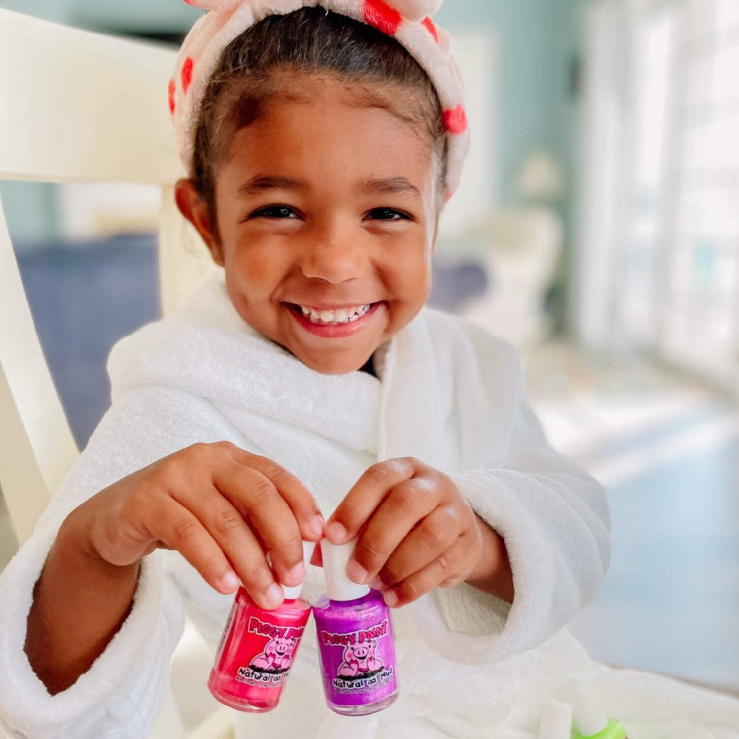 Piggy Paint Happy Girl Gift Set, 6 full-size 0.5 oz. Non-toxic Kids Nail Polish
