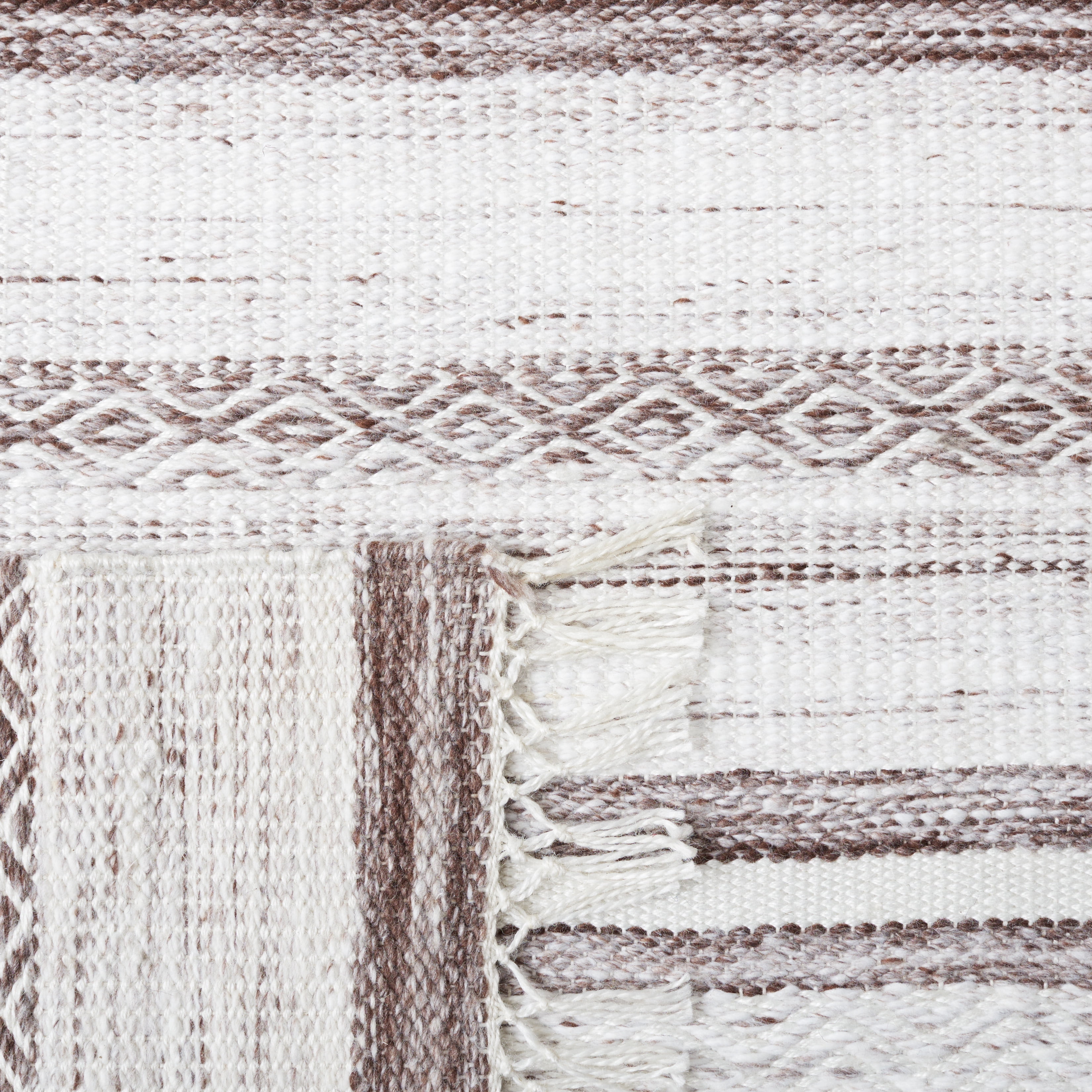 SAFAVIEH Striped Kilim Kandace Striped Polyester Area Rug, Brown/Ivory, 7' x 7' Square
