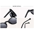 thumbnail image 4 of Dalazy 1/2/3/5 Rond à la Mode pour Femmes Élégant avec Lentille Polarisée Coussinets de Nez Réglables Lunettes Femmes C03 Motif Léopard 1 Pce, 4 of 6