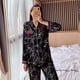 thumbnail image 2 of Conjunto de pijamas de manga larga para mujer, ropa de dormir de talla grande, con estampado de cadena, de seda de hielo, para el hogar, 2 of 2