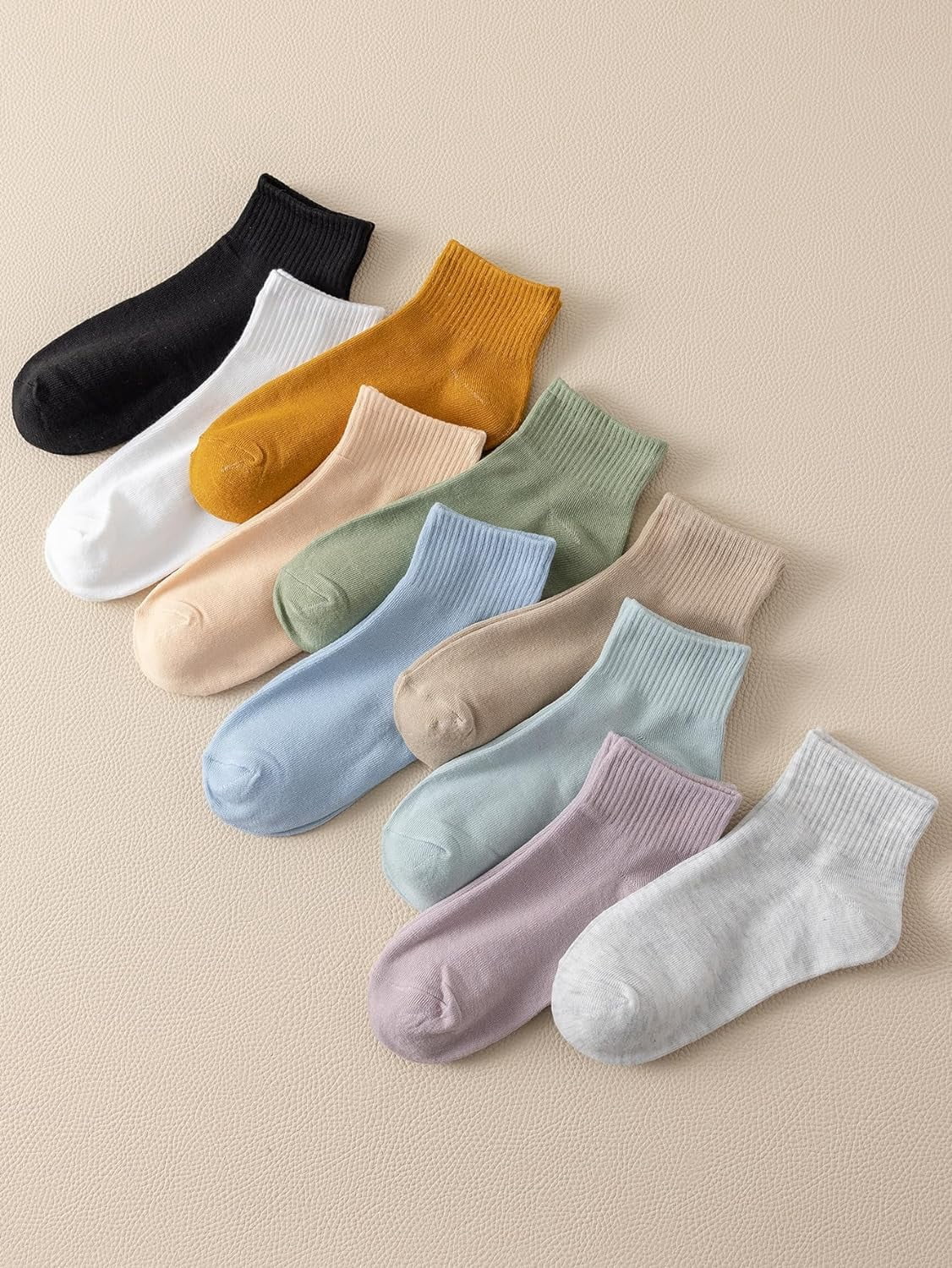 CoCozhu Women's 10 Pairs Vintage Striped Ankle Socks Athletic Sport Casual Crew Socks