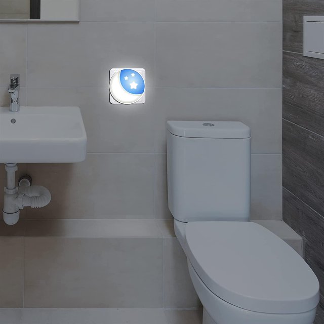 Tomacorriente eléctrico ZefeiWu con Luz nocturna para bebés sensor crepuscular LED