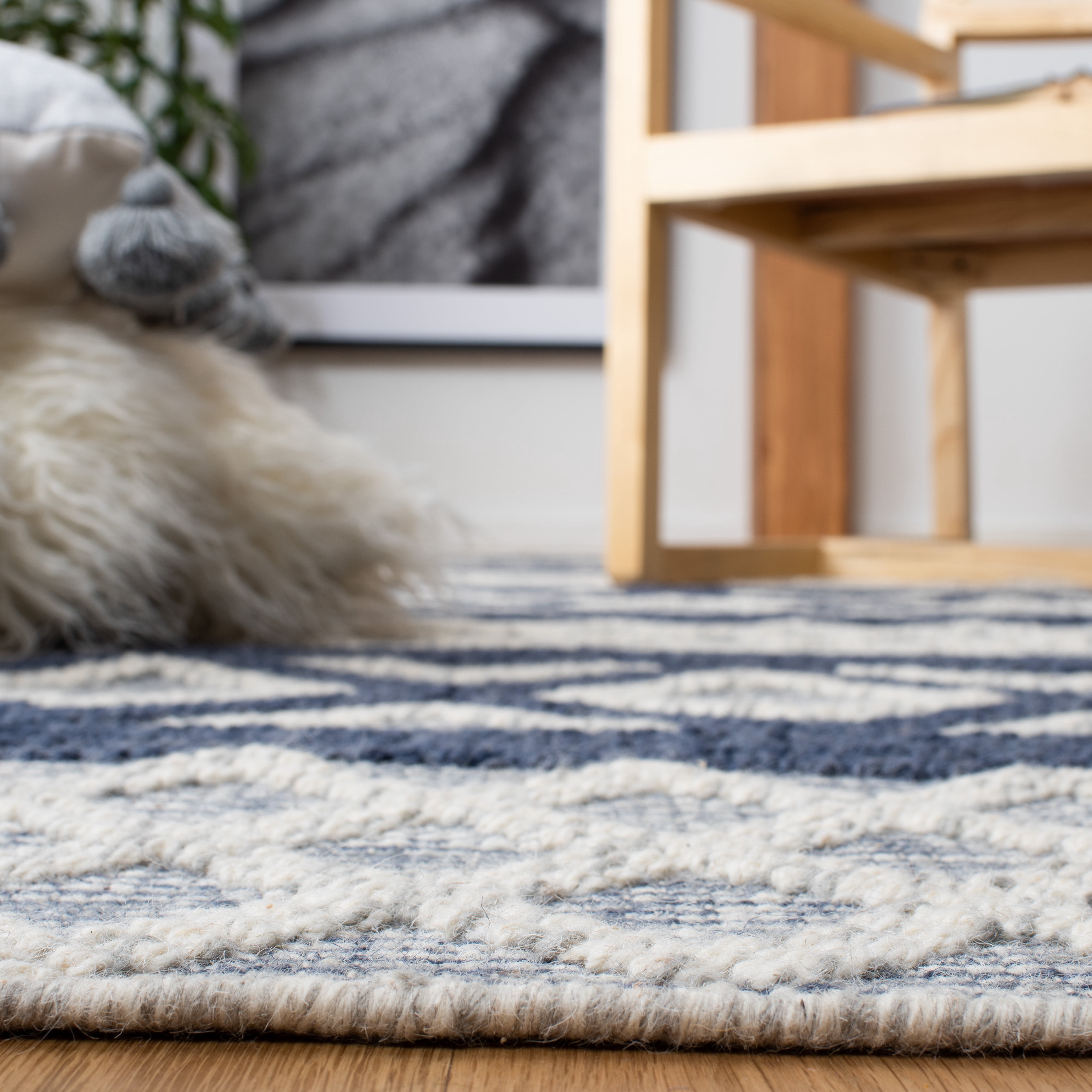 SAFAVIEH Vermont Chelsea Striped Runner, 2'3" x 8', Ivory/Blue