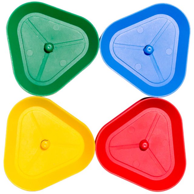 4pcs Card Holders Triangle Shaped Playing Card Holders Board Game Accessories