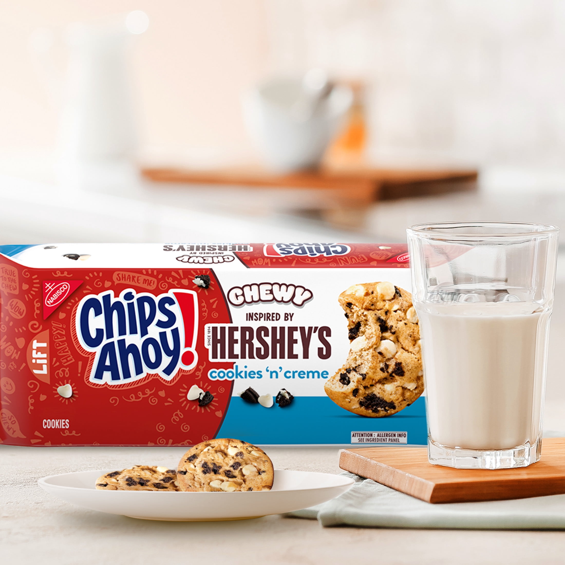 CHIPS AHOY! Chewy Hershey's Cookies 'n' Creme Bar-Inspired Cookies, 9.58 oz