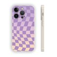 thumbnail image 1 of Destaca entre la multitud con una llamativa funda plateada mate con diseño gráfico para iPhone, 1 of 4