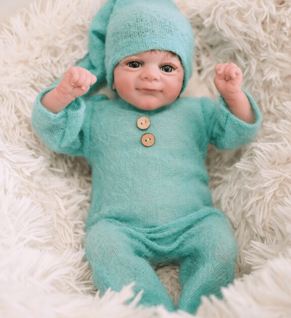 Lifelike Reborn Baby Dolls 18 inch Sweet Smiling Real Life Baby Cloth Body Handmade Real Life Baby with Complete Accessories for Kids Age 3+