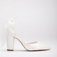 thumbnail image 2 of Gisele - Tacones de novia color marfil con lazo crema 8.5 US | 6 UK | 24.6 CM | 39 EU, 2 of 10