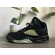 thumbnail image 2 of Ni - ke Ni - ke Air Jordan V size 8 VTG 1999 OG Black Metallic Silver Off White 136027 001, 2 of 5