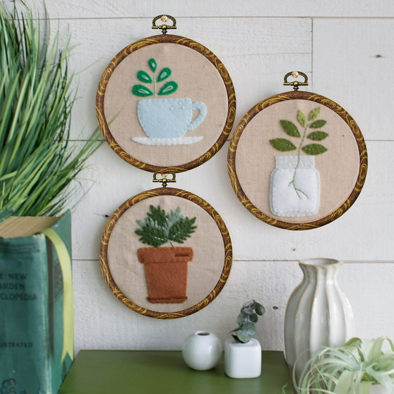  4 Inch Embroidery Frame,Embroidery Hoop,Hoop Embroidery,  Imitated Wood Display Frame Circle 4 Pieces, with 1 PCS Sewing Needle  Cylinder