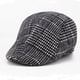 thumbnail image 4 of Gorro a cuadros de estilo coreano para otoño e invierno, boina cálida de tela cepillada, gorro para amantes, gorro de invierno., 4 of 6