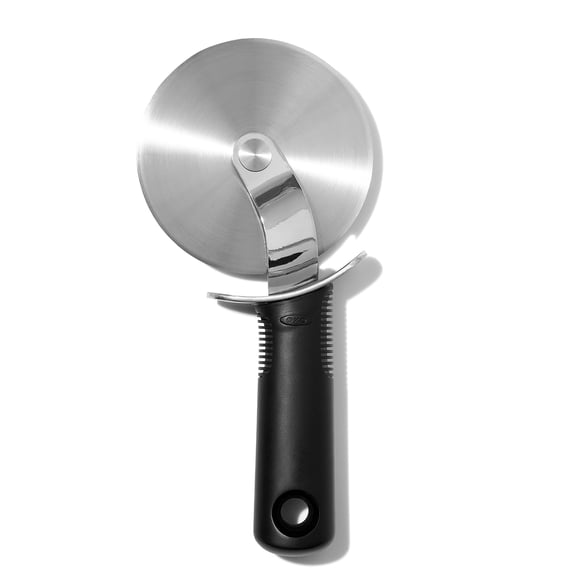 Rueda y cortador para pizza OXO Good Grips, tamaño grande, acero inoxidable