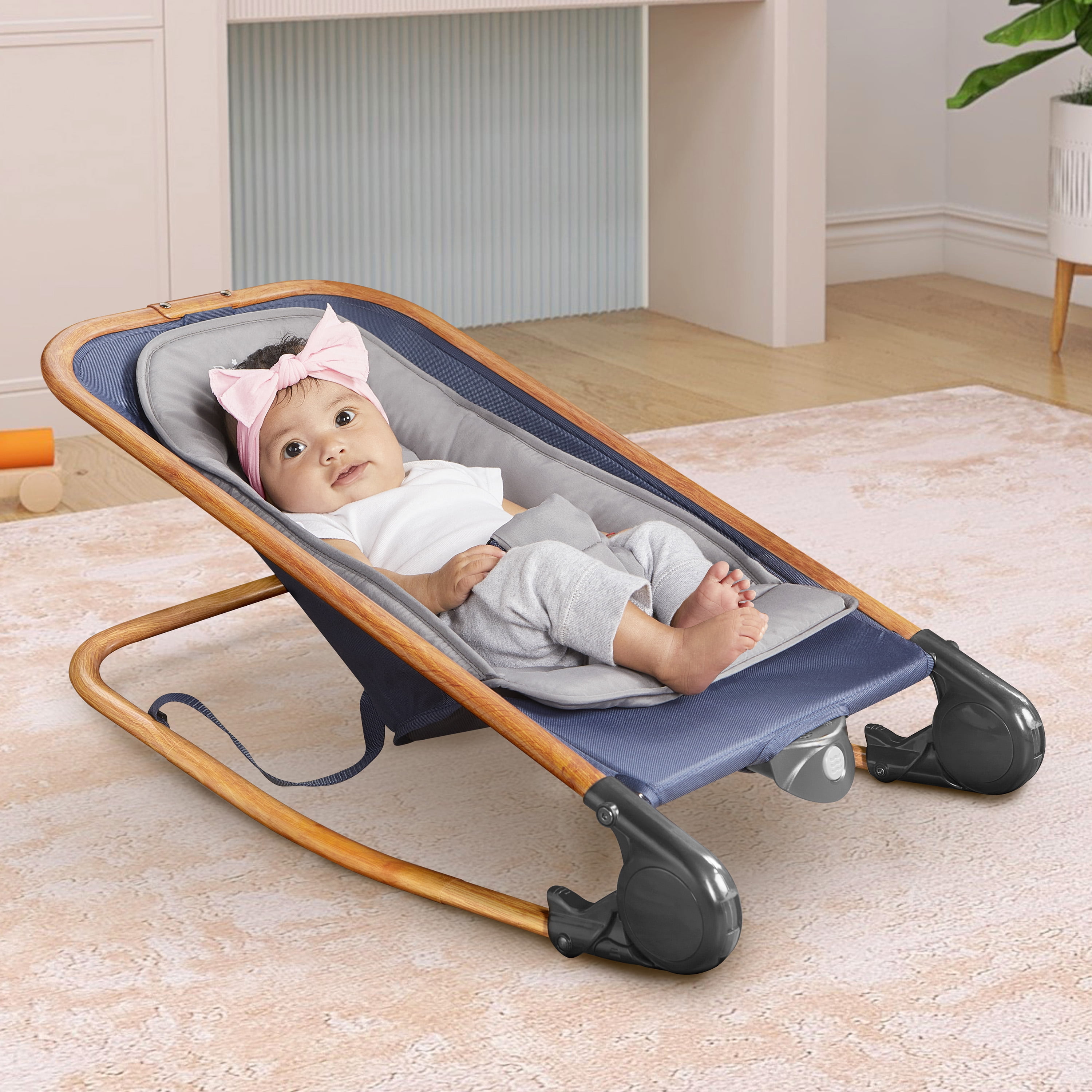 Dream on Me Rock with Me 2-in-1 Baby Rocker and Stationary Seat