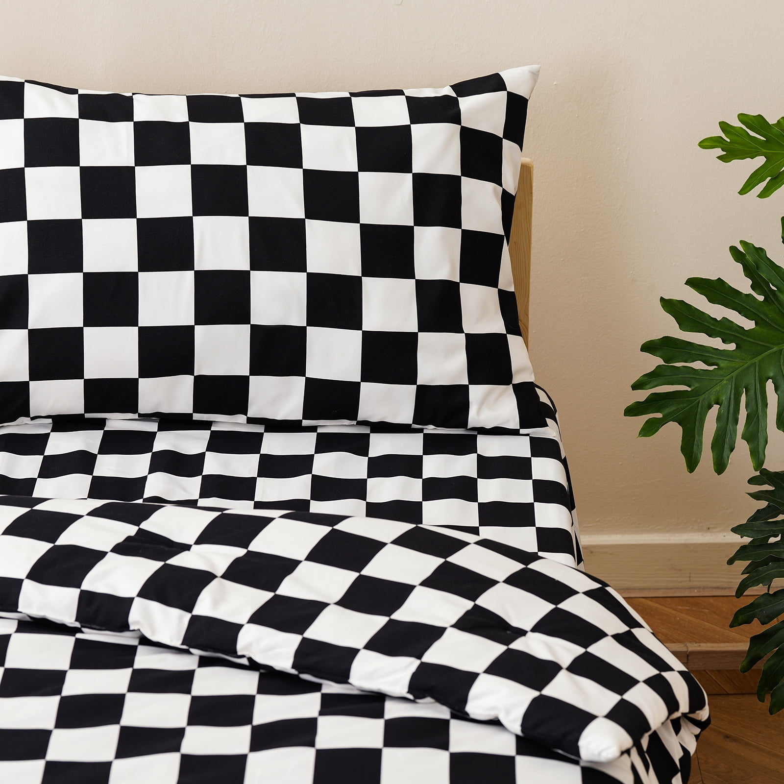 Wellboo Black White Plaid Toddler Bedding Sets for Girls Boys Black and White Checkerboard Grid 4 Pieces Soft Crib Bed Set Including Comforter, Sheets and Pillowcase Kids Checkered Geometric Quilt