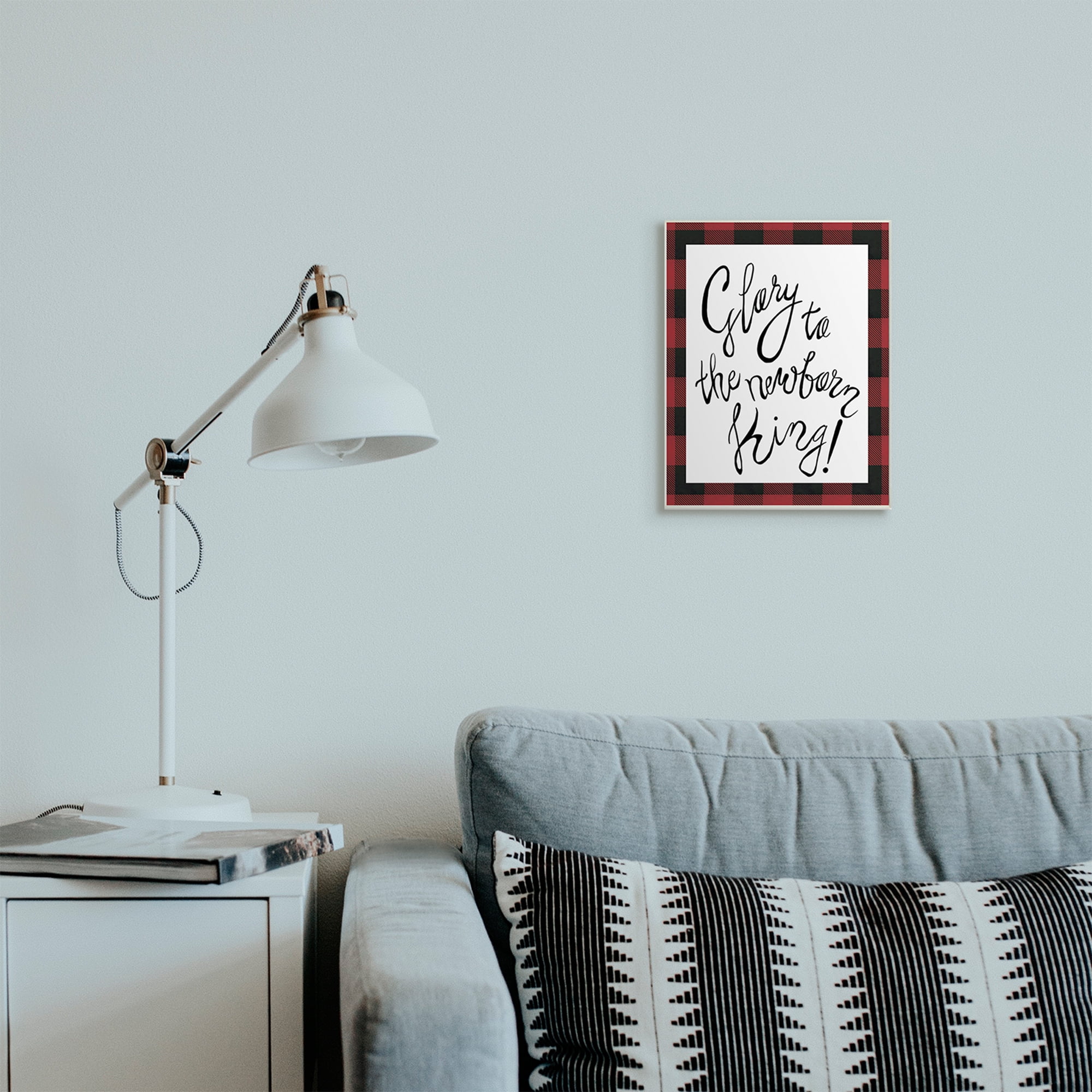 Stupell Industries Glory to Newborn King Checker Plaid Christmas Phrase Holiday Painting Wall Plaque Art Print Wall Art, 10 x 15