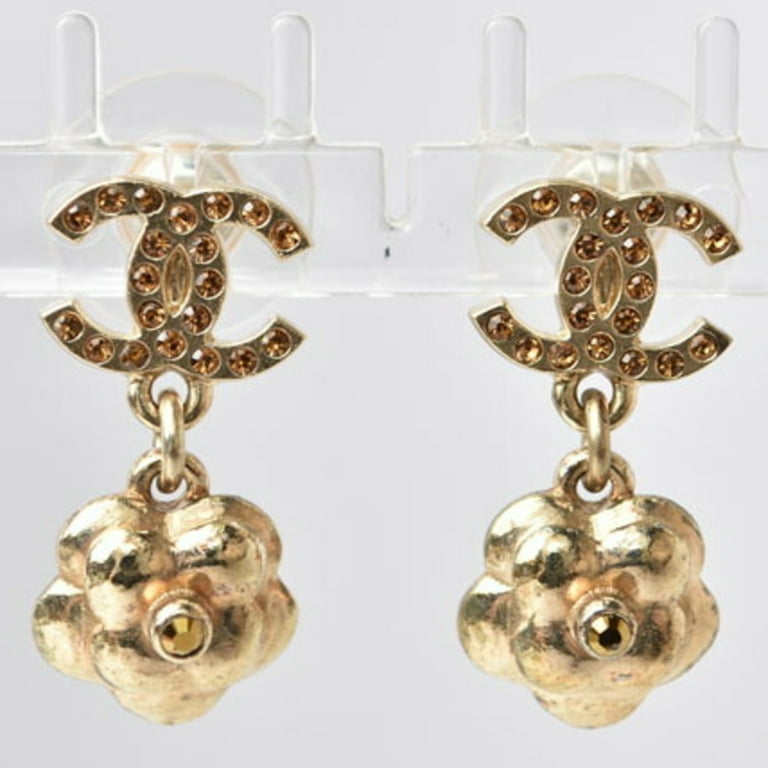 Chanel Camellia CC Stud Pearl Crystal Earrings Gold Metal Flower Nib