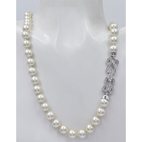 Collar De Perlas Mallorca Con Broche De Cristal Plateado