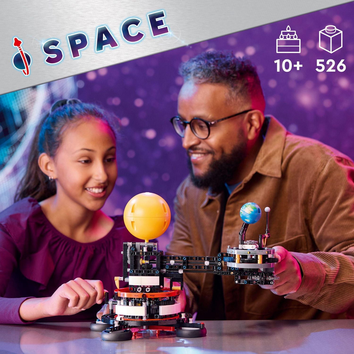 LEGO Technic La planète Terre et la Lune en orbite 42179 Ensemble de construction (526 pièces)
