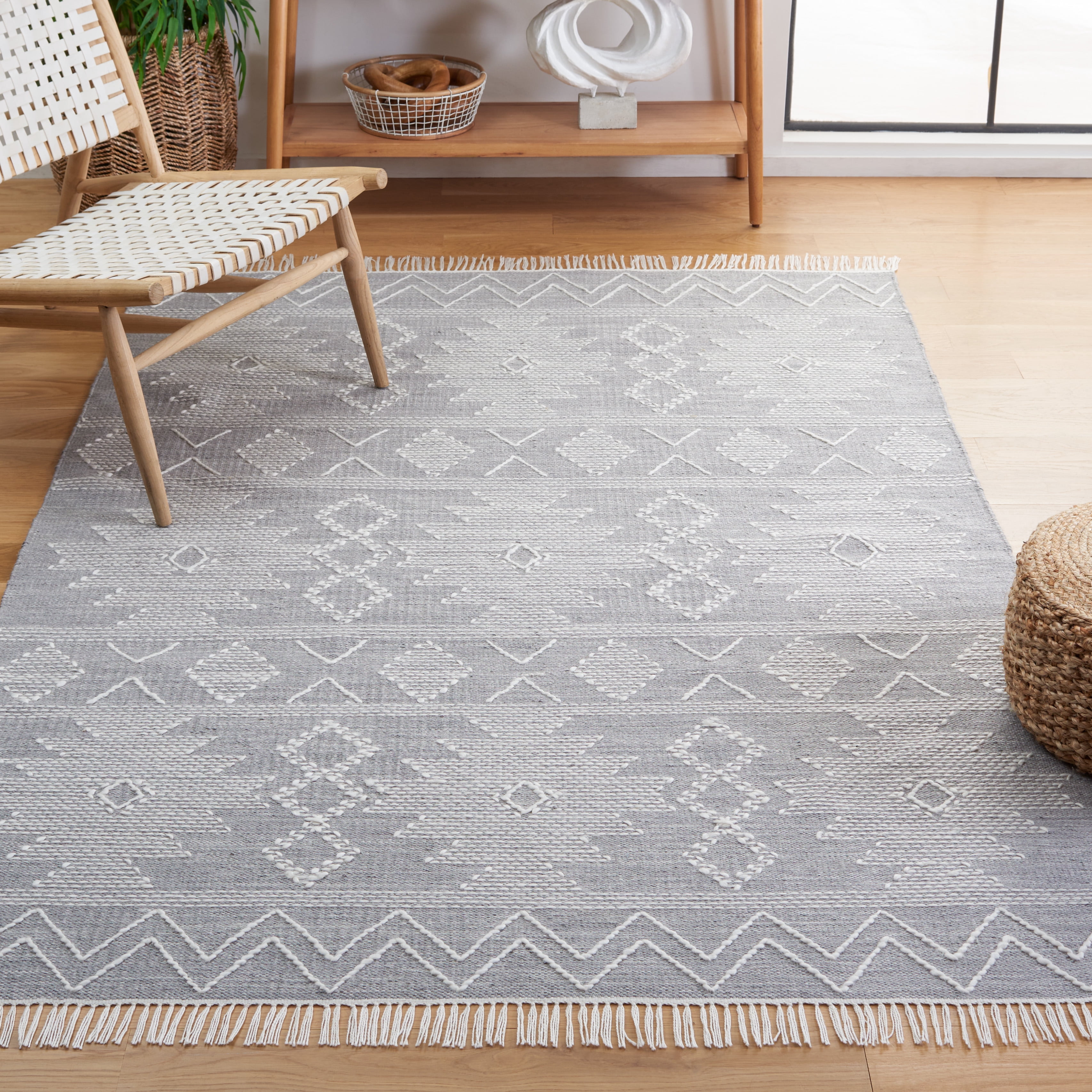 SAFAVIEH Kilim Rishi Tribal Polyester Area Rug, Grey/Ivory, 5' x 8'