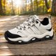thumbnail image 1 of Zapatos de papá para hombres Zapatillas de deporte ligeras y gruesas Zapatos de suela gruesa Zapatos de primavera y verano, 1 of 9
