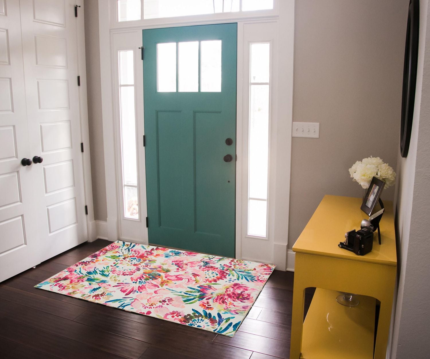 Tapis d'appoint lavable Julian 3 pi x 5 pi framboise et ivoire