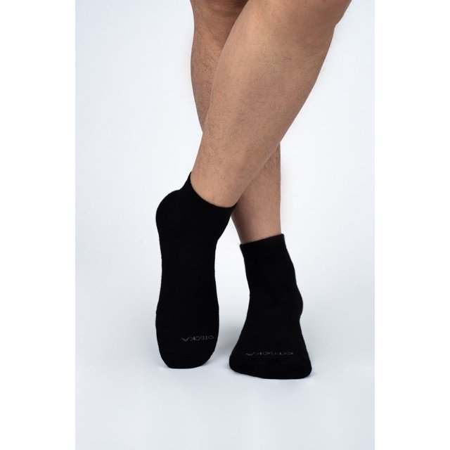 OTECKA Unisex Basic Quarter Socks with Moisture-Wicking - Cushion Comfort Quarter Socks, Black, Small-Medium