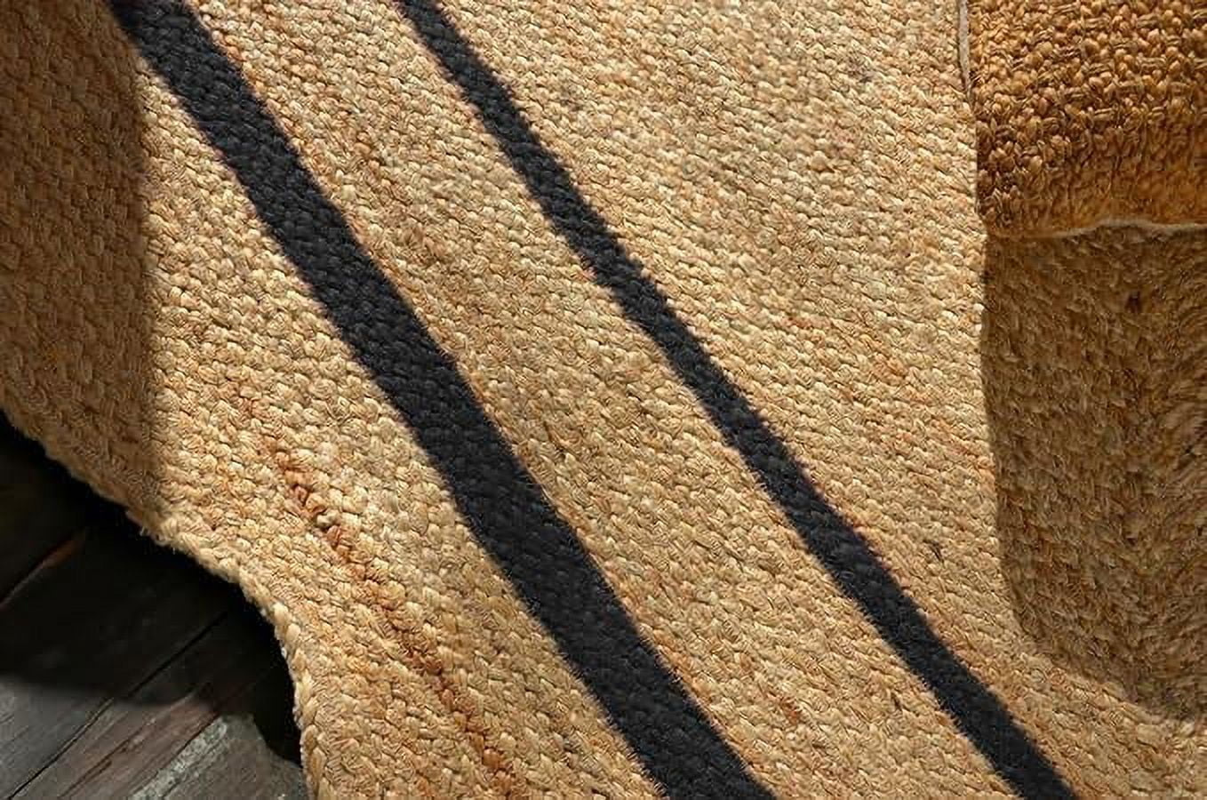 Scalloped Design Natural Jute Area Rugs with Black Border Size 4 x 4 Square Feet ( 120 cm x 120 cm )