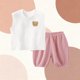 thumbnail image 5 of Conjunto de Pantalones Cortos de Verano para Niños Bordado Oso sin Mangas con Color Bloque Fondo Suave, 5 of 5