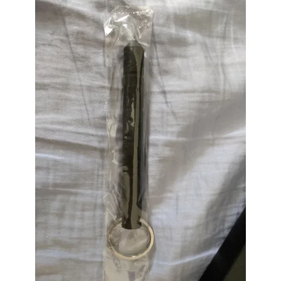 Car Safety Keychain Escape Tool Emergency Window Breaker