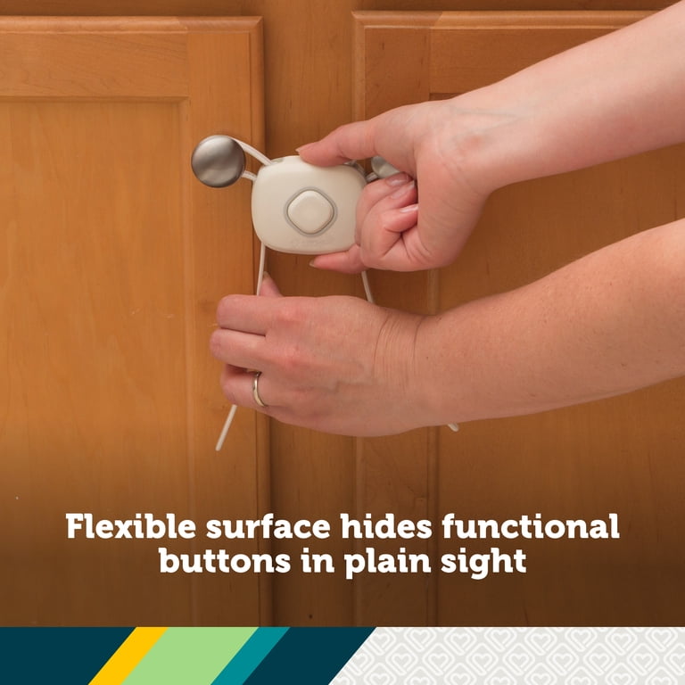 Safety 1st OutSmart Flex Lock With Decoy Button photo 4