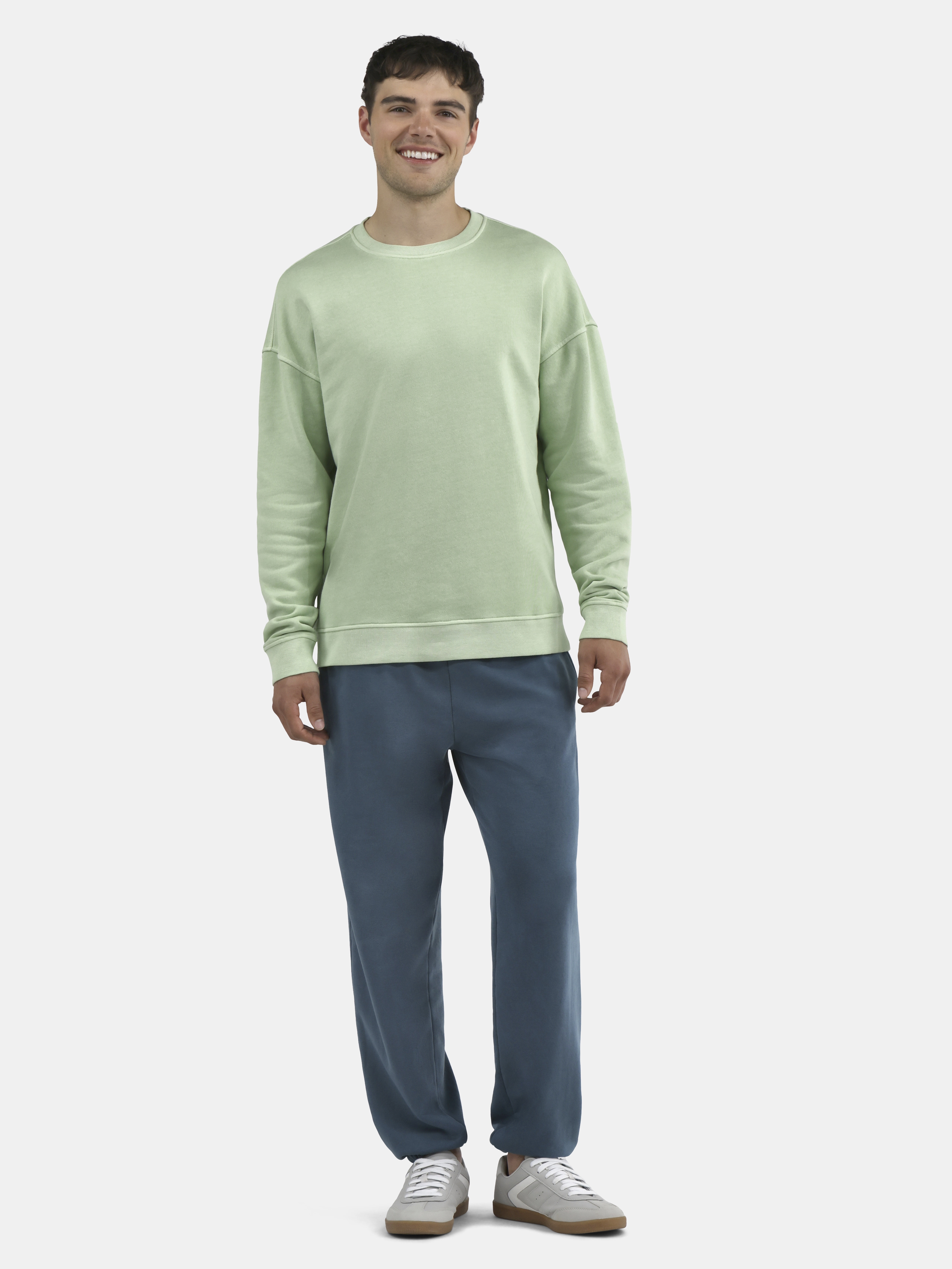 No Boundaries All Gender Fleece Crewneck Sweatshirt with Long Sleeves, Men's and Big Men’s