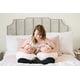 thumbnail image 2 of Almohada Twin Z The Pillow Grey 6 en 1 para amamantar, 2 of 2