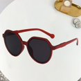 thumbnail image 4 of Gafas de sol retro Chic Cool Retro Gafas de terre Gafas Protección UV Unisex Playa Gafas al - Rojo gris Rojo gris Magideal Gafas de sol retro, 4 of 6
