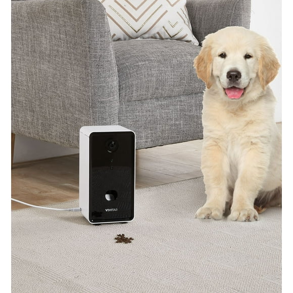 Smart Pet dispenser, pet snack dispenser