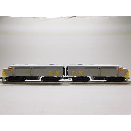 Lionel Louisville & Nashville Legacy FA-2 AA Diesel Locomotives #311#314 2333110