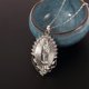 thumbnail image 4 of Colgante de cadena de clavícula dorada con figura de ángel de diamantes de imitación de cristal de Europa y Estados Unidos, 4 of 6