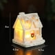 thumbnail image 4 of Decoración de casa de pueblo navideña, casa navideña de resina iluminada, escena navideña de resina, casas de pueblo, ciudad con luz LED blanca cálida, edificio coleccionable navideño que funciona, 4 of 5