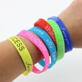 thumbnail image 4 of Paquete de 10 pulseras de silicona Minnieouse multicolor decoración de fitness, 4 of 6