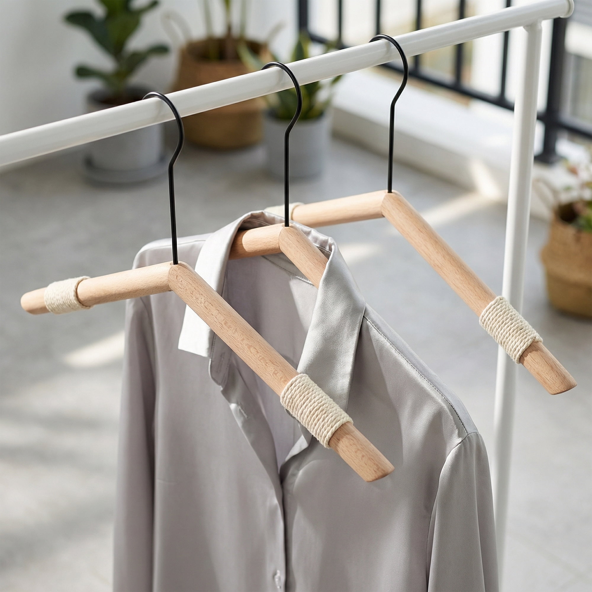 Unique Bargains 2Pcs Wood Nonslip Rope Durable Hangers Black