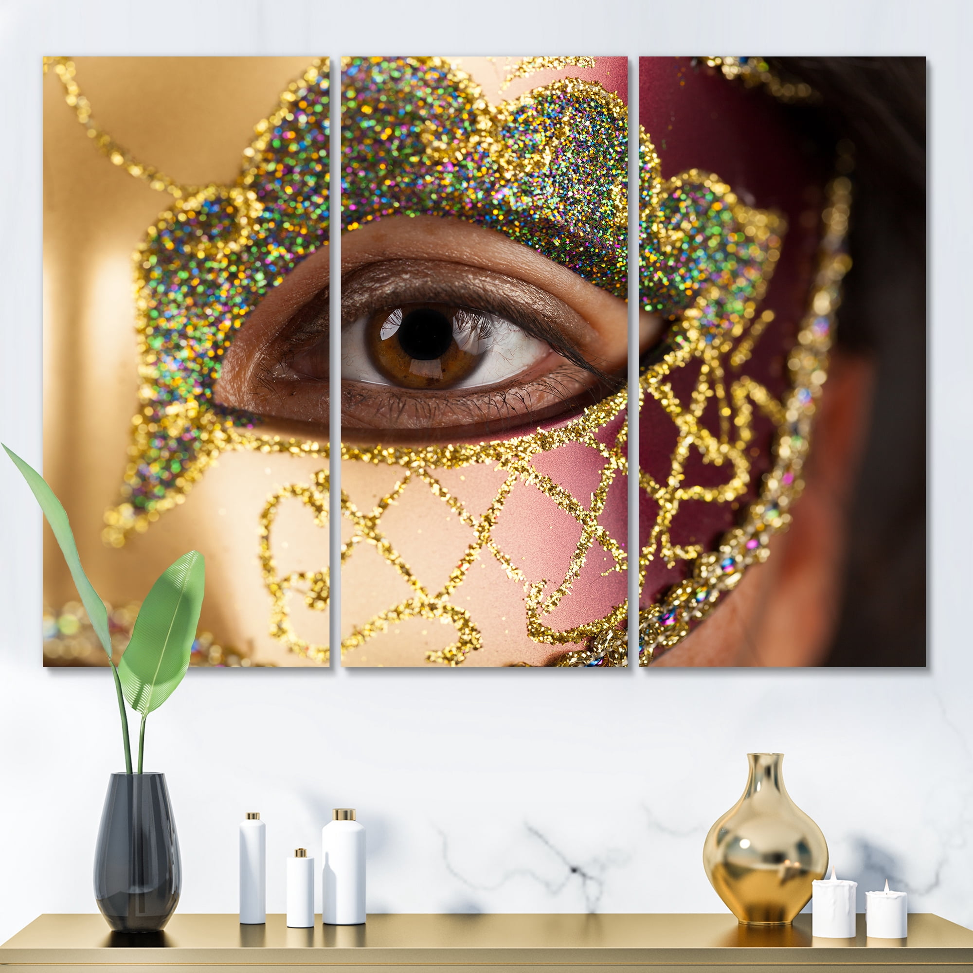 Designart ' Girl With Venetian Mask ' Modern Canvas Wall Art Print