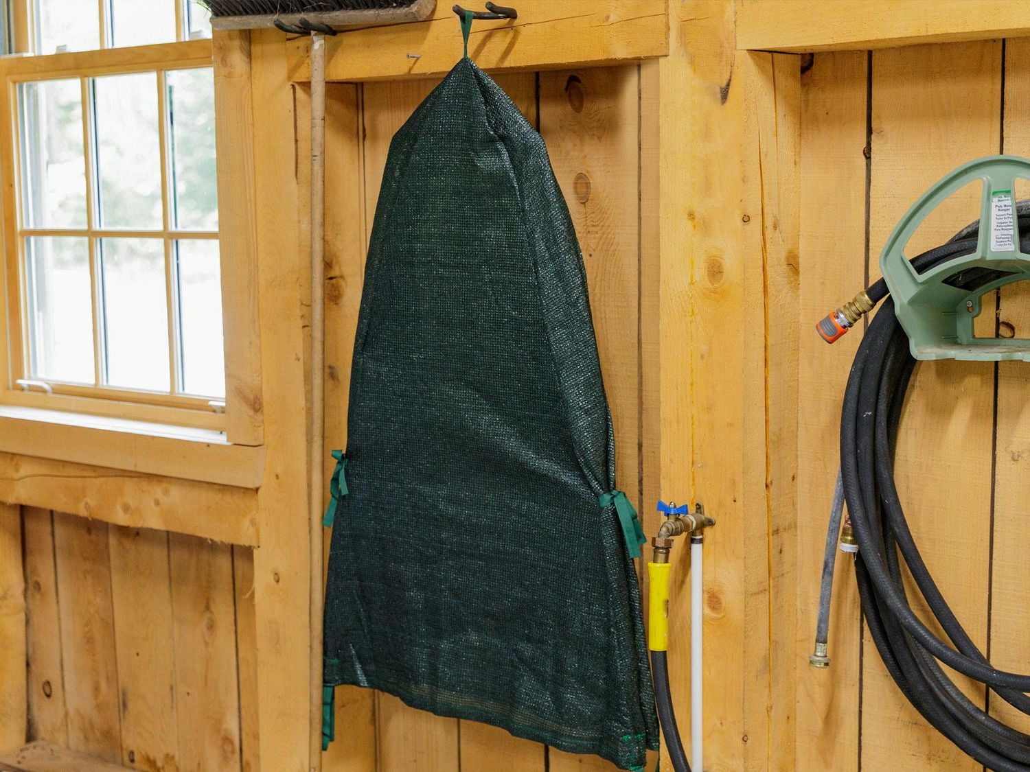 Shrub Cover 22 In. x 22 In. x 44 In.