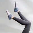 thumbnail image 1 of Calcetines de yoga con dispensación binaural, antideslizantes, para mujer, para otoño e invierno, para interiores, con partículas de silicona, 1 of 2